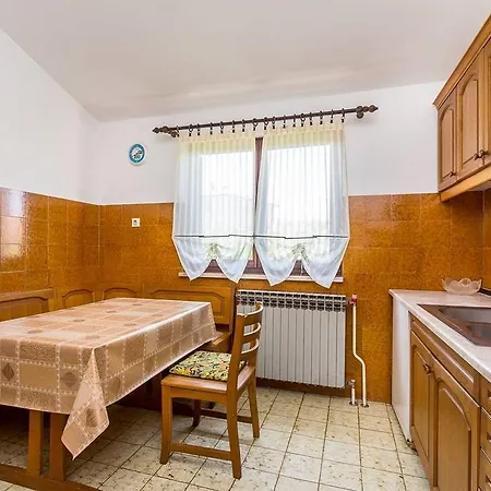 Apartment Cerin